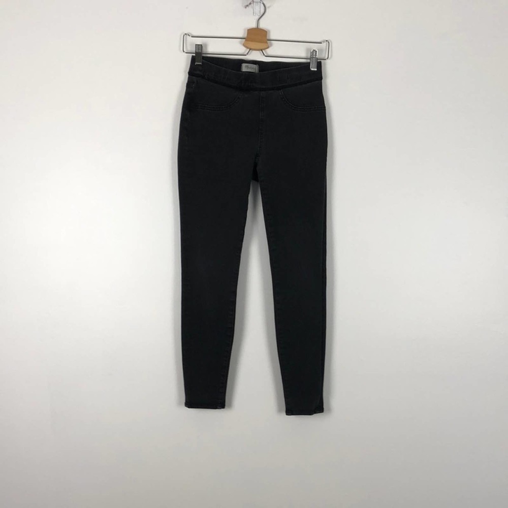 Madewell The Anywhere 2 back pocket pull-on black skinny leg jeans Size 26